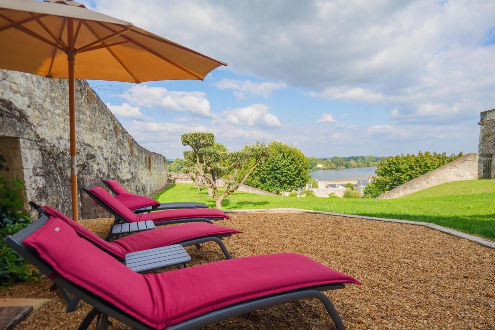 Le Château de Candes, les chambres, la Tour, les Suites Exterior foto